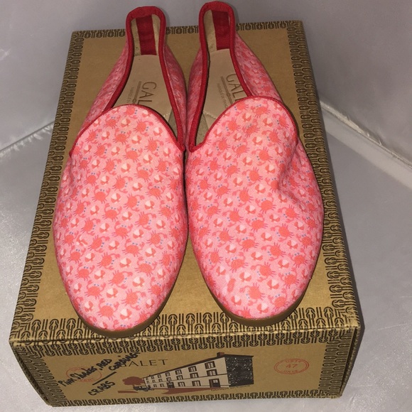 galet Other - Galet pink fabric loafers with crab print